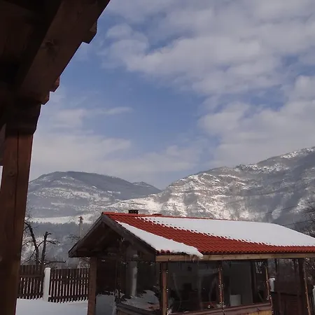 Pensiune Odmor Tserovo